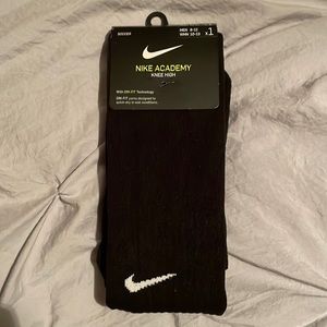 Nike Academy Knee High Soccer Socks - Men’s Size 8-12 Black - NWT